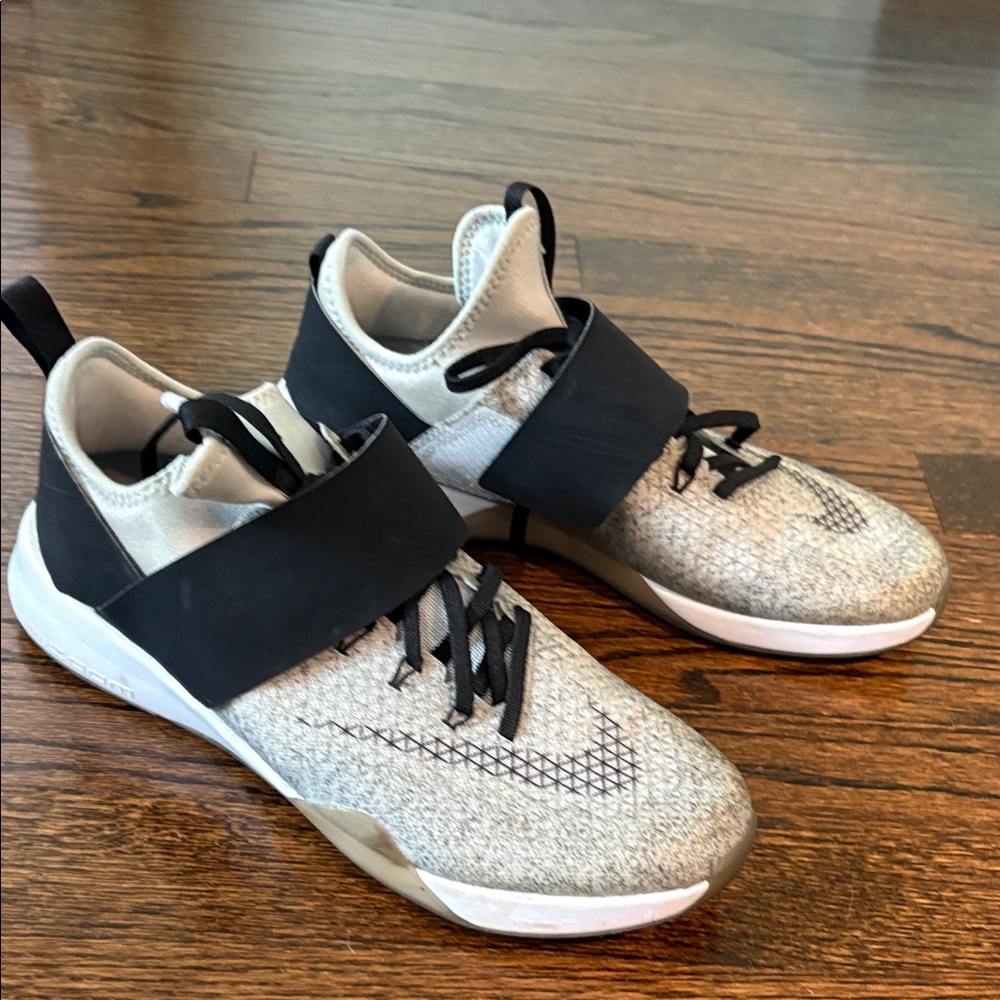 Nike Black and Gray Athletic Shoes